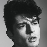 唯美黑白图片成熟男欧美头像大全