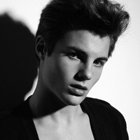 唯美黑白图片成熟男欧美头像大全