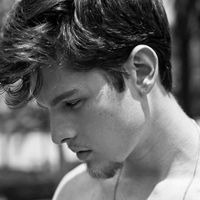 唯美黑白图片成熟男欧美头像大全