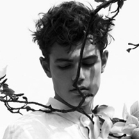 唯美黑白图片成熟男欧美头像大全