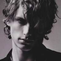 唯美黑白图片成熟男欧美头像大全