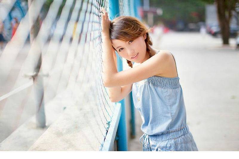 真人个性时尚女生图片大图