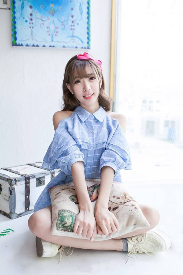 长卷头发可爱女生图片 我们终究会长大