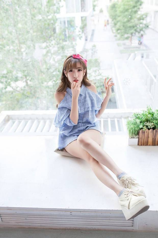 长卷头发可爱女生图片 我们终究会长大