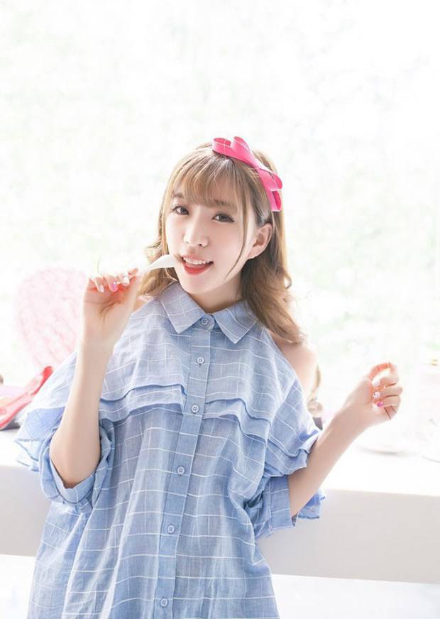 长卷头发可爱女生图片 我们终究会长大