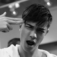 欧美男模超拽黑白头像图片