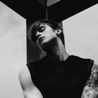 欧美男模超拽黑白头像图片