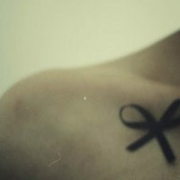 锁骨纹身女生头像图片大全图片