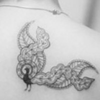 锁骨纹身女生头像图片大全图片