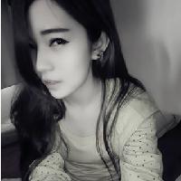 侧面黑白伤感人物带字头像图片