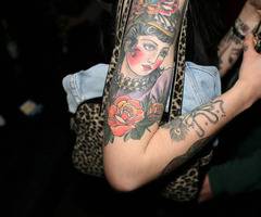 欧美黑白霸气头像图片社会人