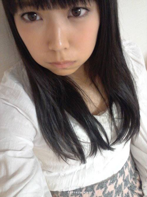 日本小学可爱吃货女生图片