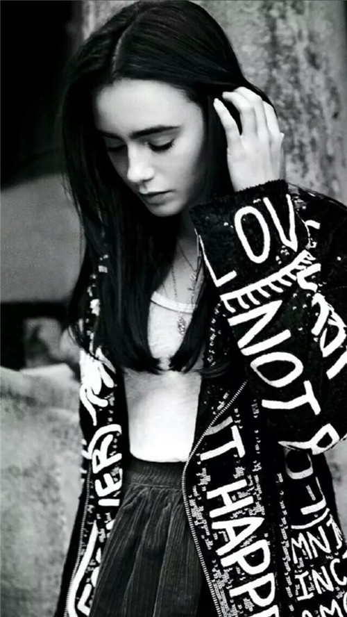 欧美黑白女生个性空间素材皮肤大图