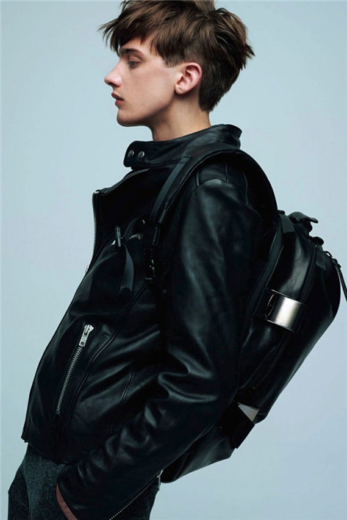 妖娆系欧美帅哥个性高清手机壁纸