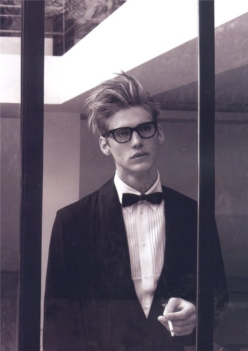 禁欲系欧美男生个性酷手机壁纸图片