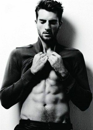 欧美黑白男生手机个性壁纸精选