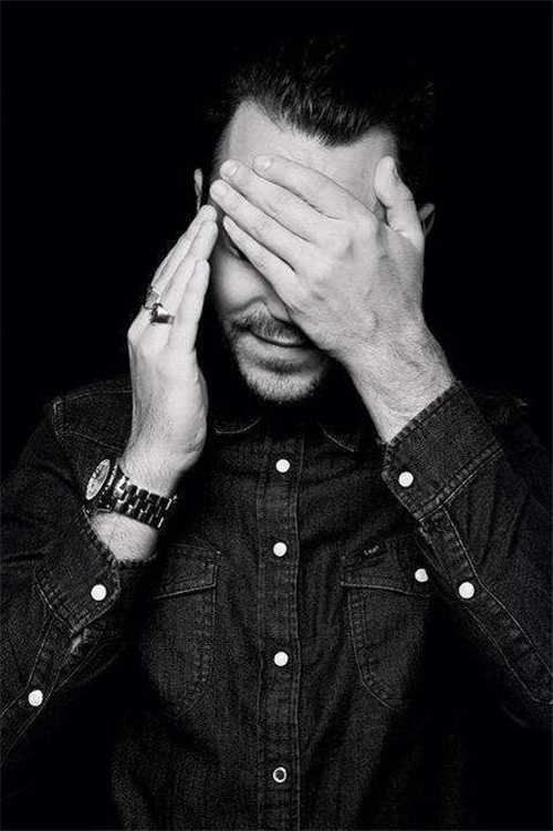 欧美黑白男生手机个性壁纸精选