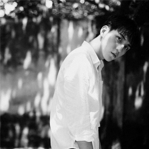 创意欧美风男生意境照片