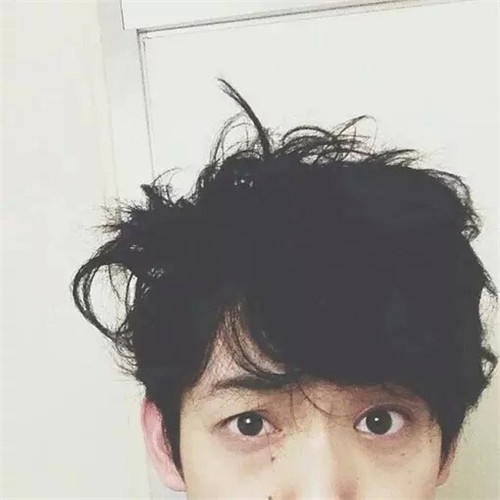 创意欧美风男生意境照片