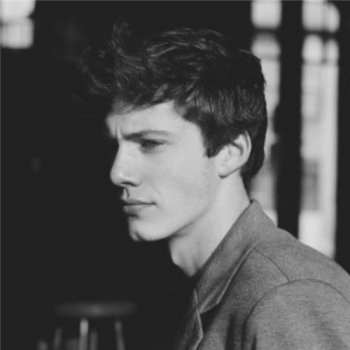 2017最新治愈系黑白欧美男图头像