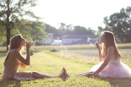 可爱唯美个性搞怪姐妹女生图片