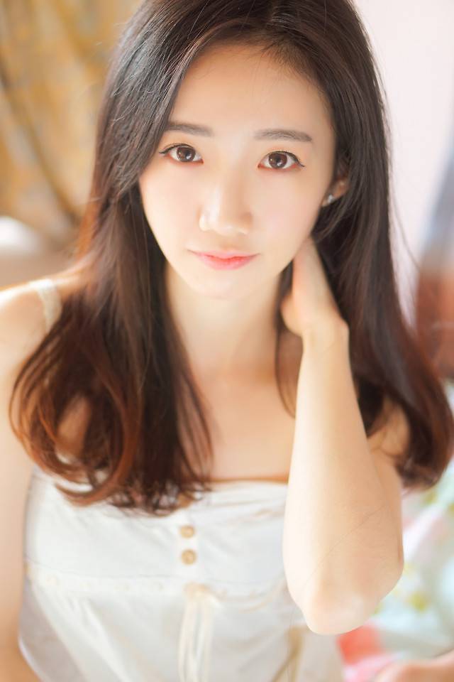 可爱90后唯美森系女生图片