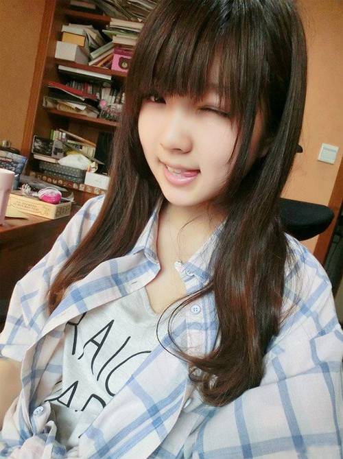 空间唯美女生图片_喜欢你的美好