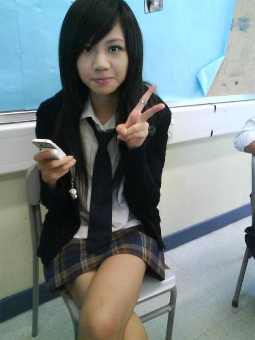 唯美安静有笑眼女生图片大全