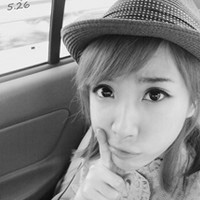 黑白图片女生背影侧面头像