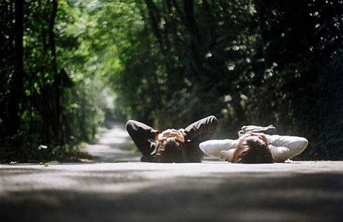 fzl非主流唯美女生侧面图片