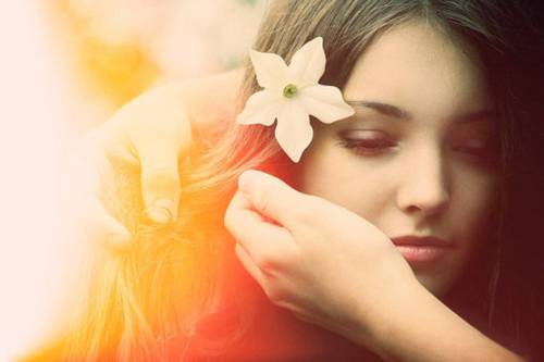 听音乐的伤感唯美女生图片