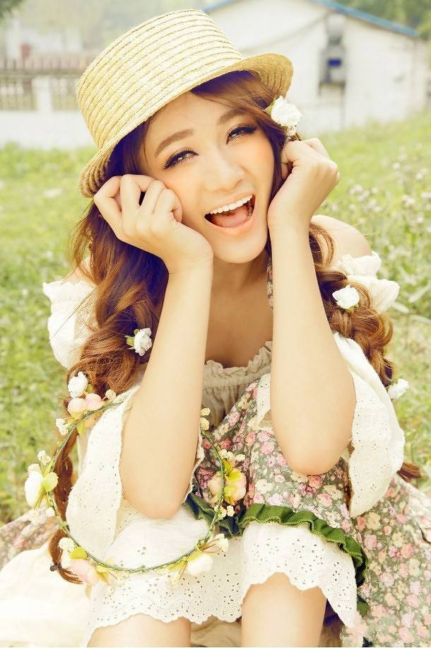 唯美忧伤非主流女生图片