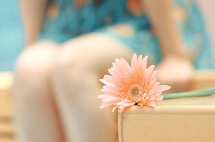 qq个性图片大全小清新女生素材