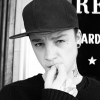 欧美黑白帅哥头像图片高清