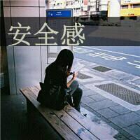 黑白图片女生带字伤感头像