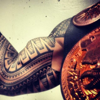 黑白纹身霸气男生头像图片