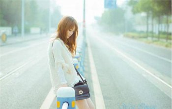 很黄很酷的伤感浓妆女生图片大全