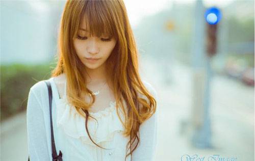 很黄很酷的伤感浓妆女生图片大全