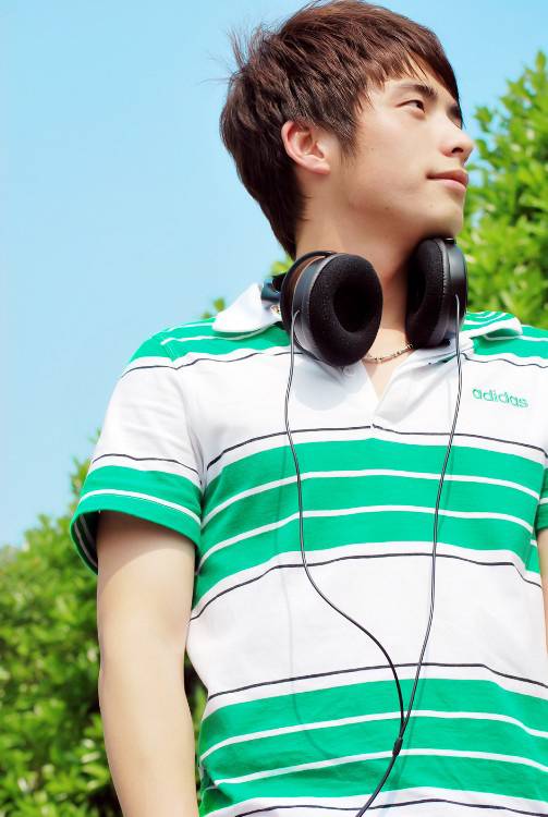 唯美阳光帅气非主流男生图片