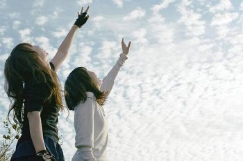 另类个性唯美姐妹高清图片