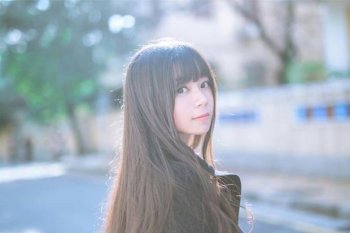 中学唯美清晰女生图片