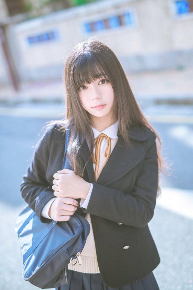 中学唯美清晰女生图片