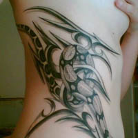 喝酒纹身的霸气欧美女生头像图片大全