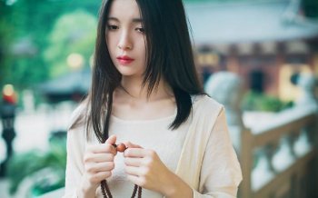 孤独卖萌清纯女生图片