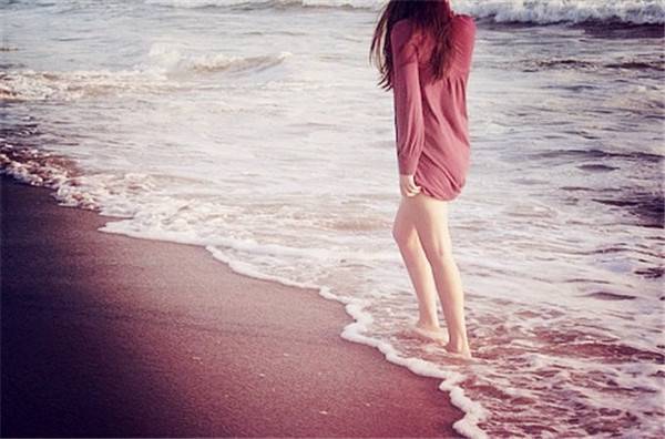 暖色梦幻唯美女生图片