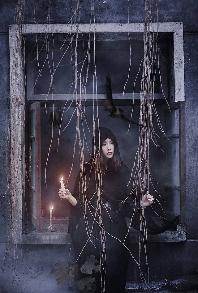 欧美暗黑系女生图片唯美冷艳