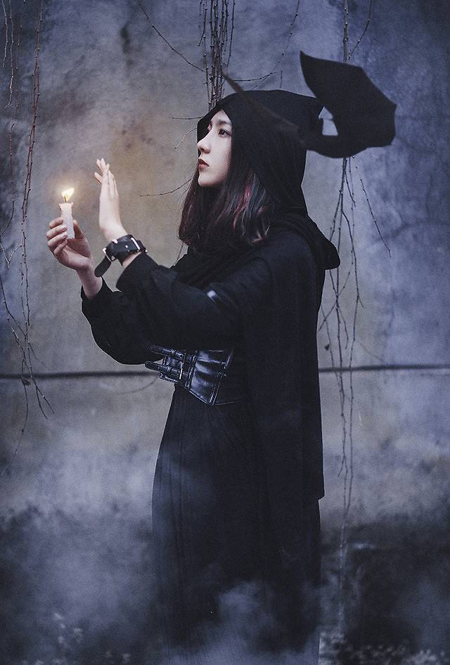 欧美暗黑系女生图片唯美冷艳