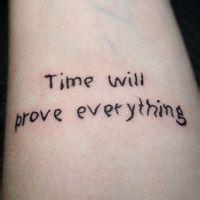 2016最个性最霸气纹身女生头像图片