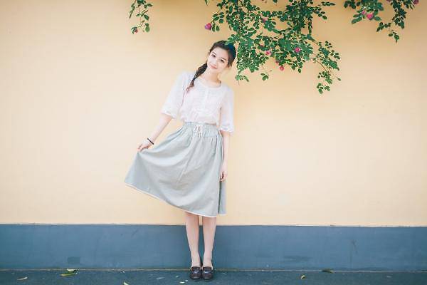 文艺复古日系小清新女生图片