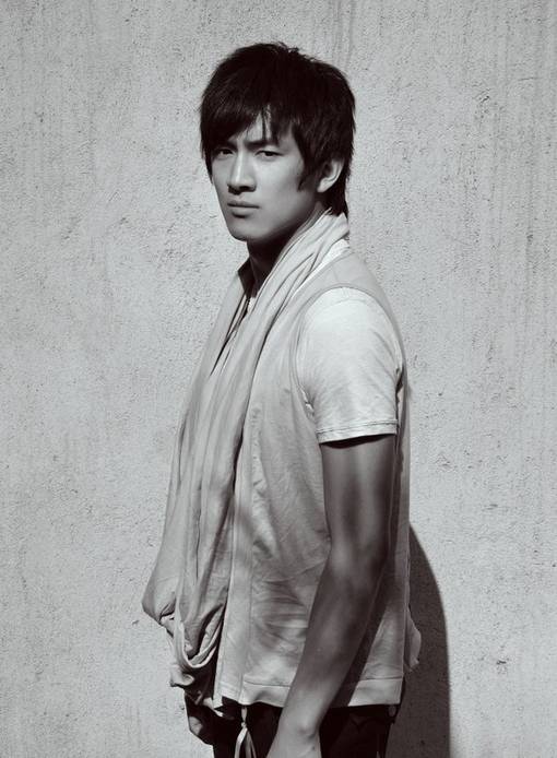 户外小清晰帅哥男生图片